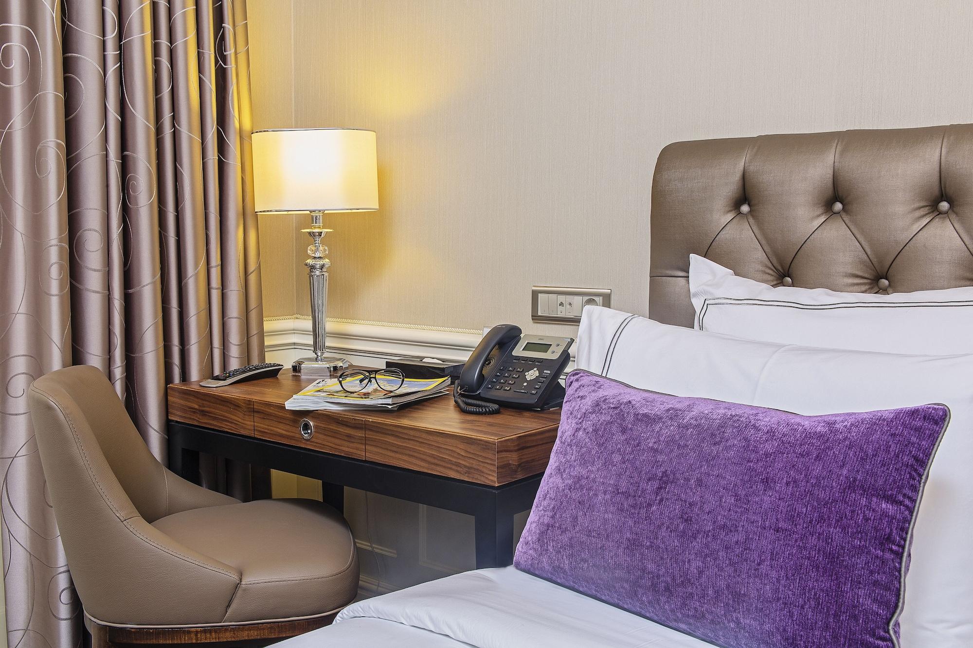 Meroddi Bagdatliyan Hotel Istanbul Eksteriør bilde